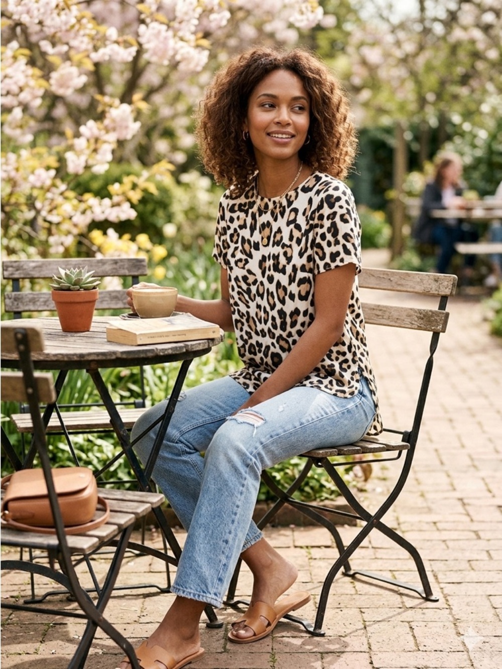 H&M Leopard Print High-Low Blouse Size 4 EUC